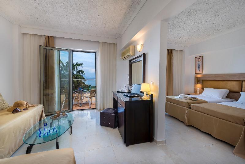 Niriides Beach Hotel Psalidi  Exterior photo